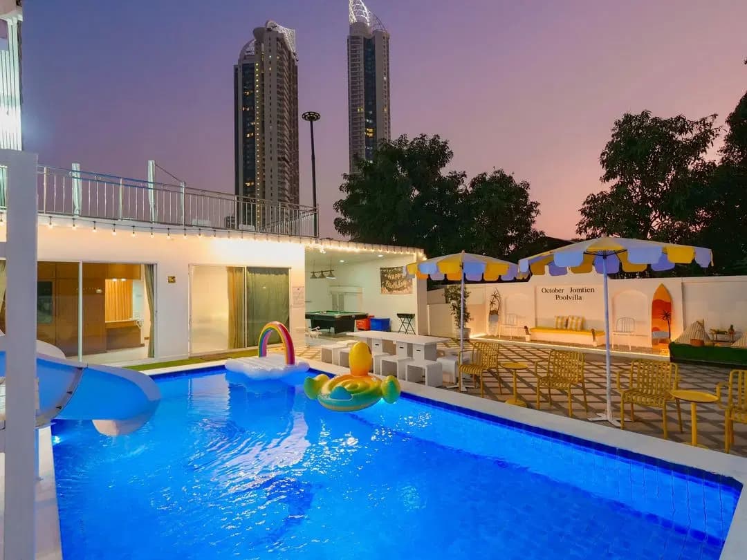 October Jomtien Poolvilla