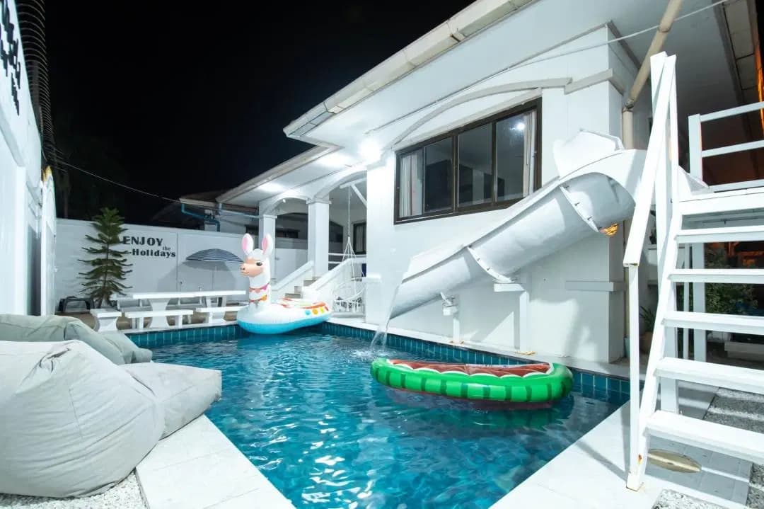 Angela Pool Villa