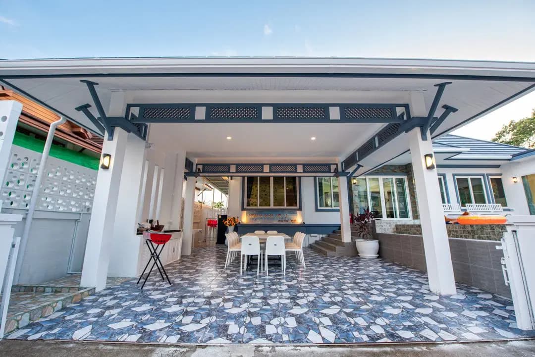Ying's Pool Villa